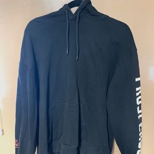 H&M Graphic back pull over sweater